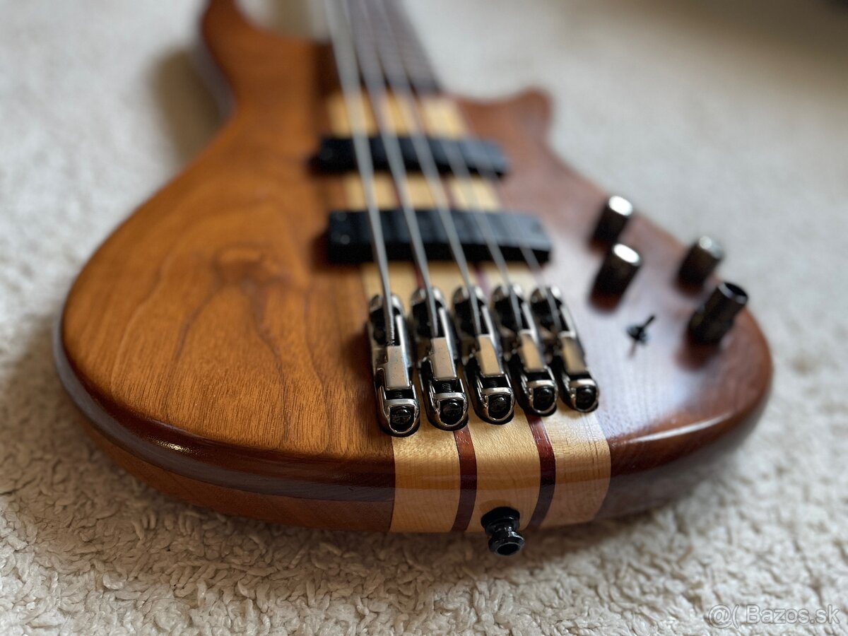 Basgitara SR1005EWN