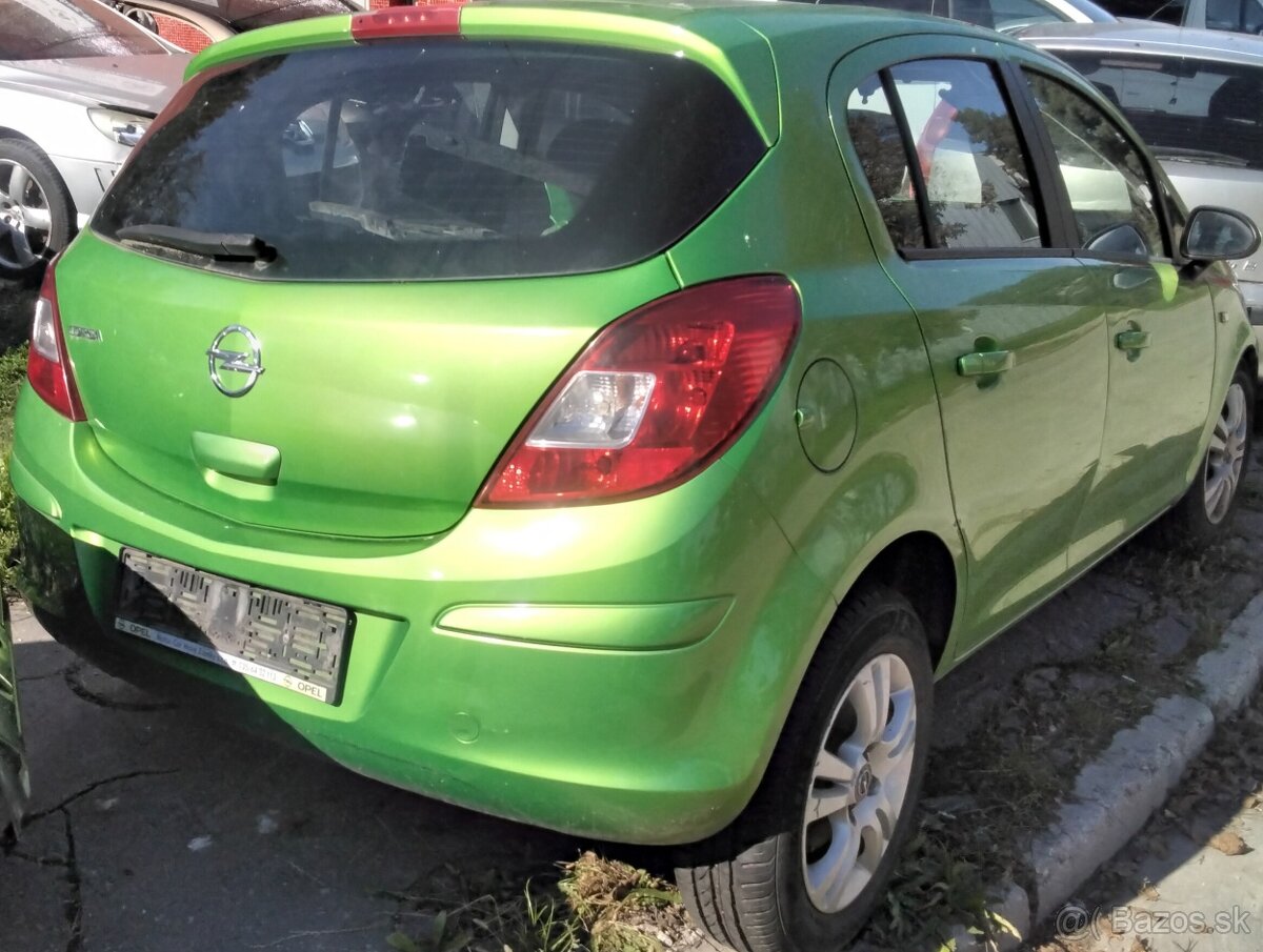 predám DVERE Opel Corsa D 1.2 2012 MOTOR A12XER, PREVODOVKA