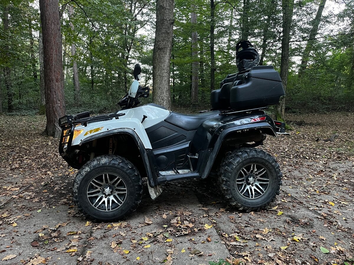 Arctic Cat XT 1000