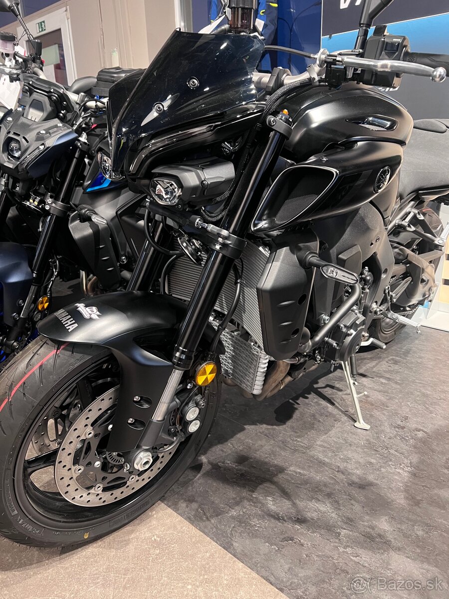 Yamaha MT 10