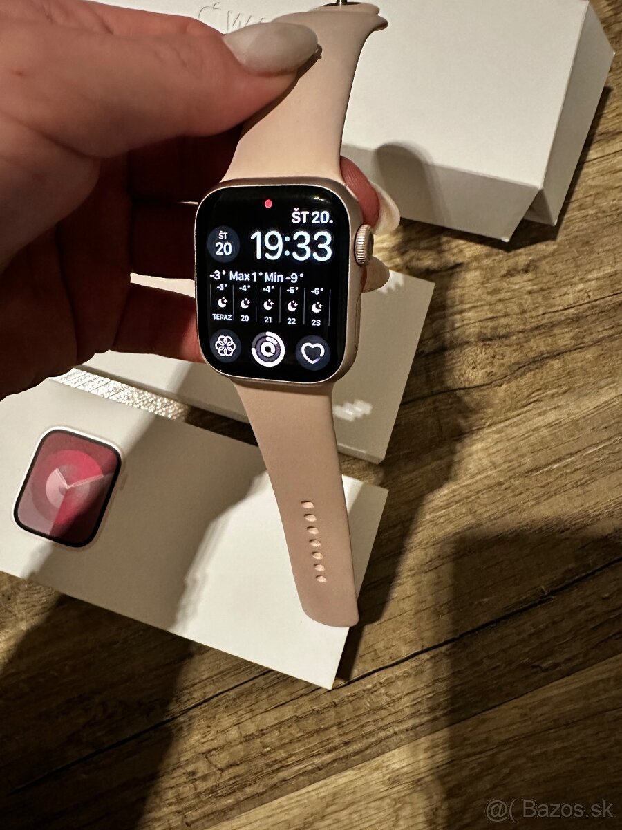 Apple watch 9