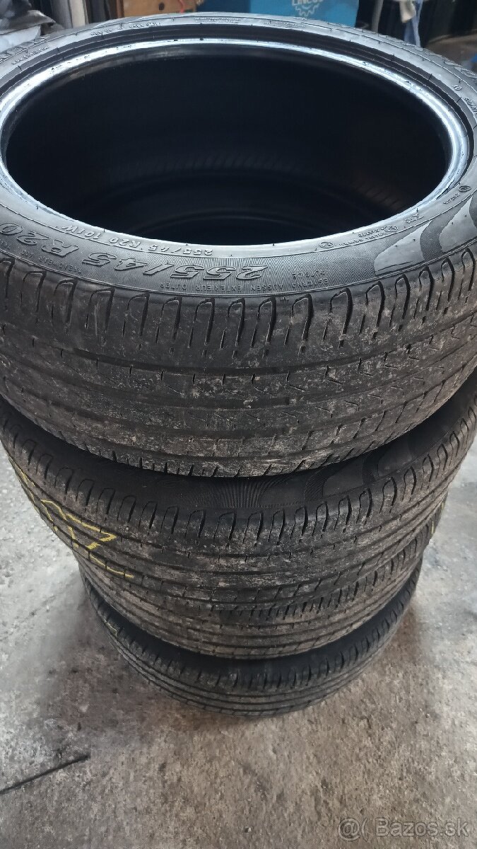 Letné pneumatiky Pirelli 255/45 R20 - 4 kusy