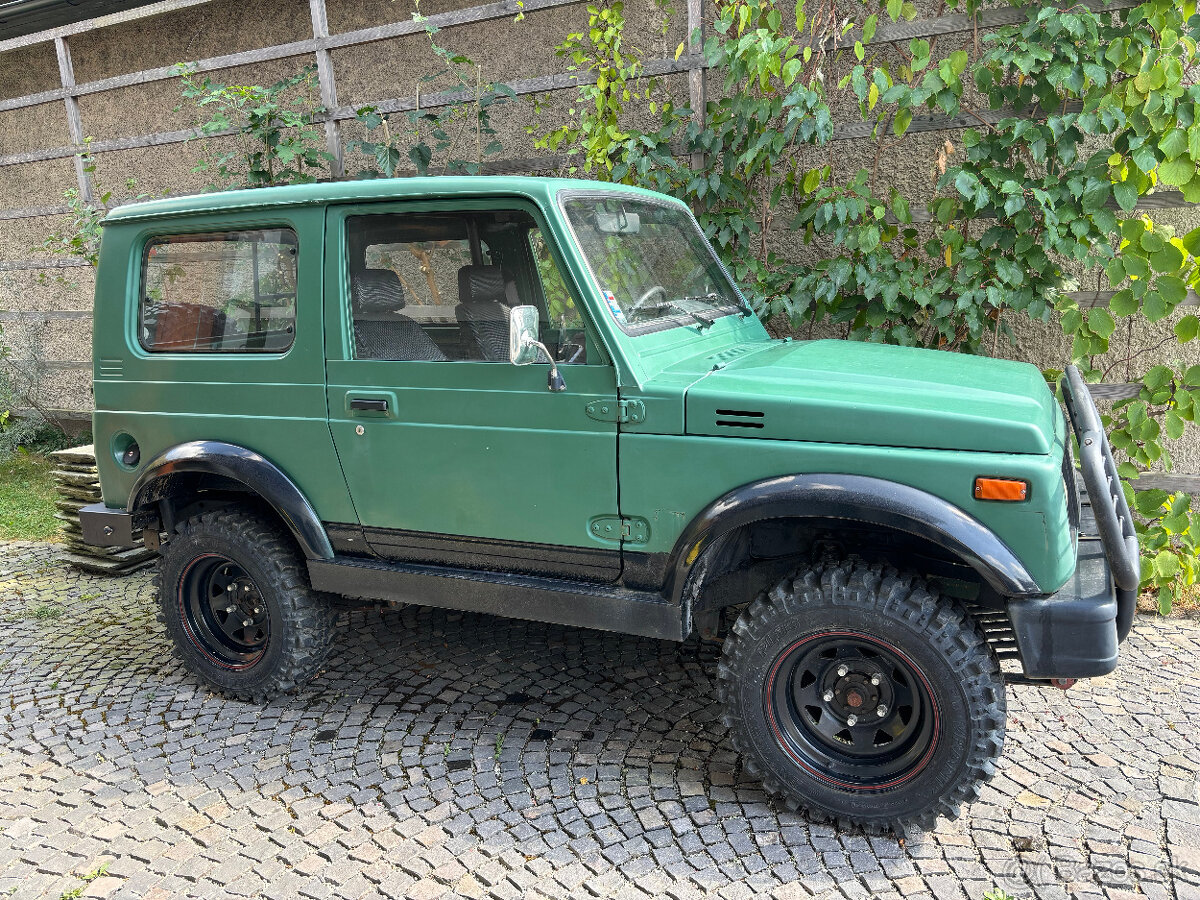 SUZUKI SAMURAI SJ413V