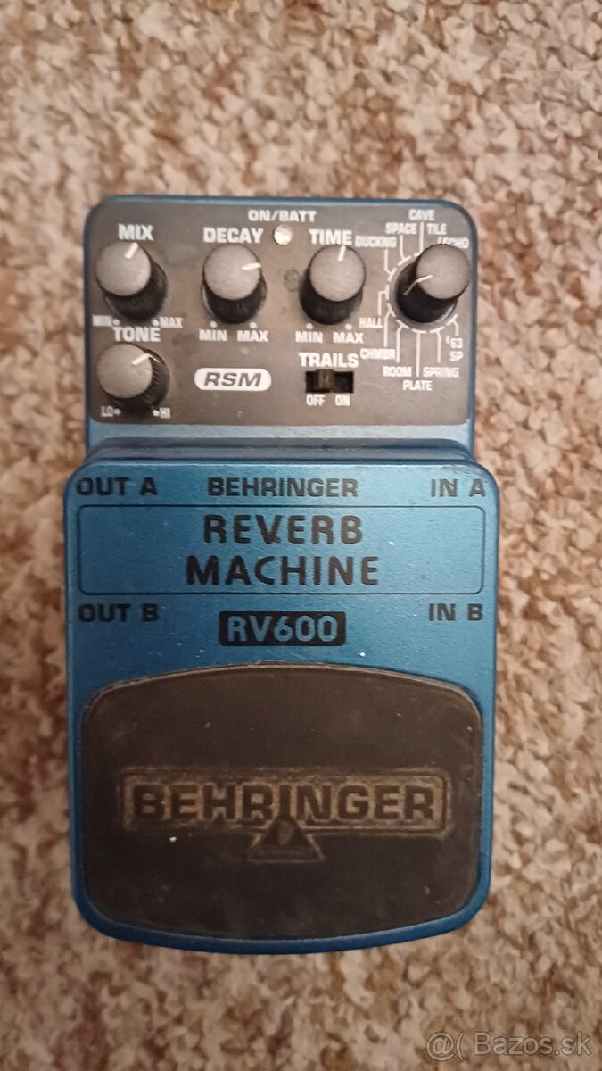 Predám efekt Behringer RV600