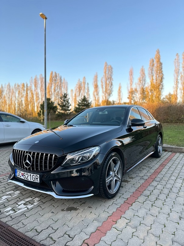 Mercedes C trieda 220 d AMG Line 4MATIC A/T (SR)