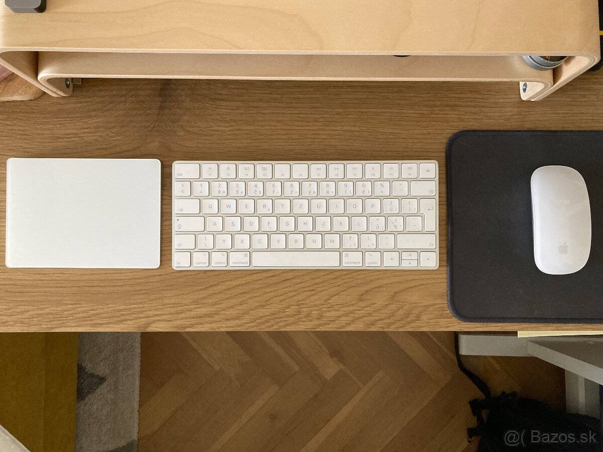 Apple Magic Mouse, Trackpad a Keyboard