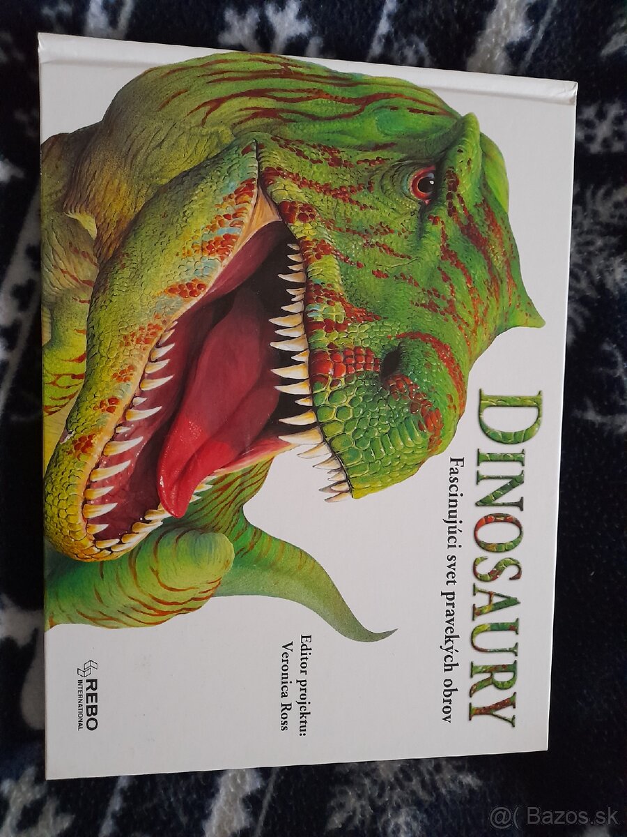 Nová kniha Dinosaury