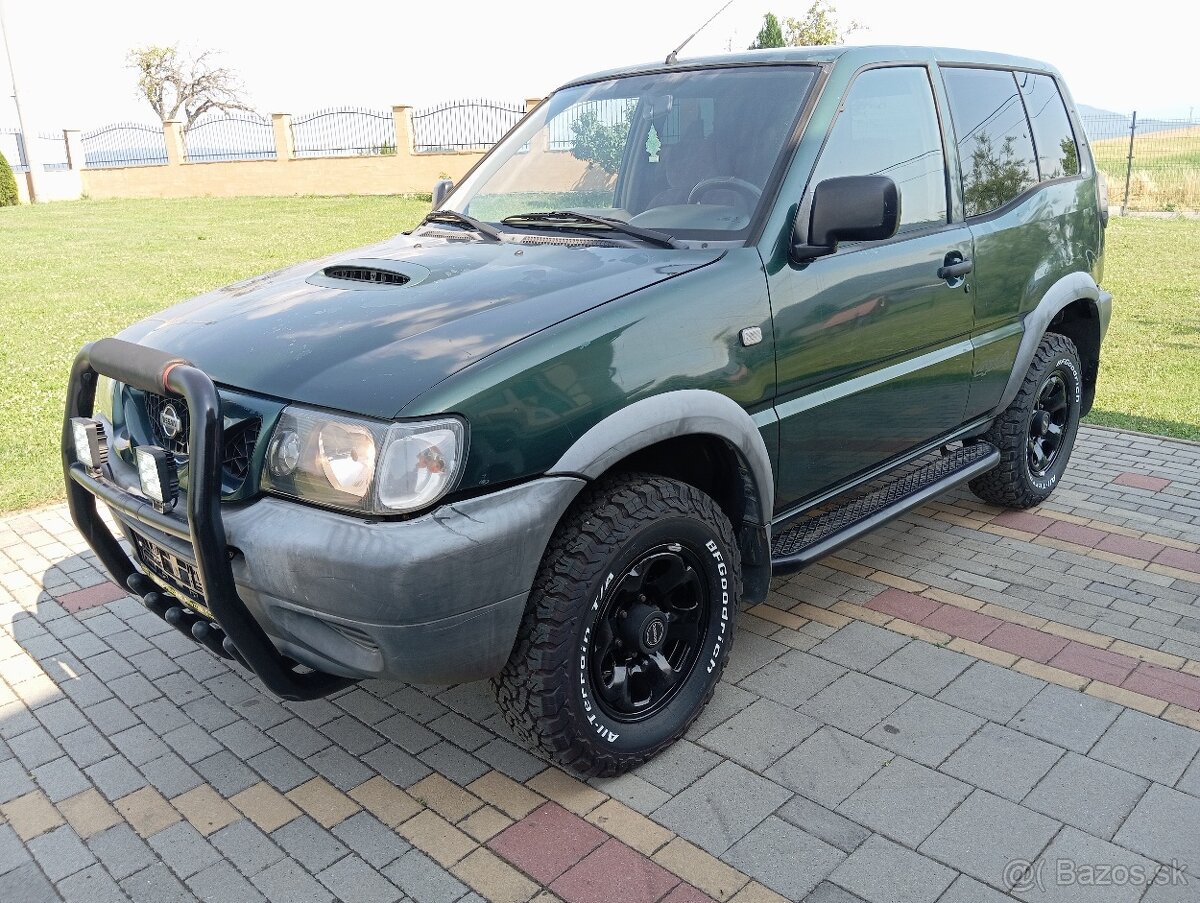 Nissan Terrano II 2.7 tdi Comfort 74kW 4x4