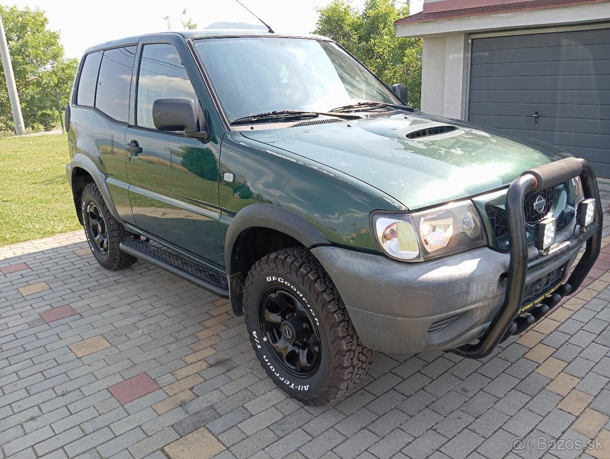 Nissan Terrano II 2.7 tdi Comfort 74kW 4x4