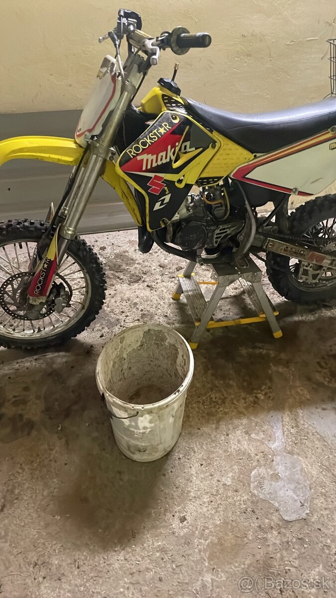 Suzuki RM 85