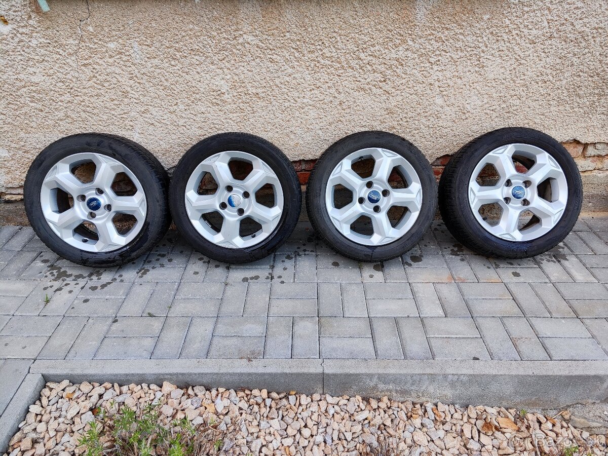 Predam Disky s pneu pre ford fiesta 195/50R15 82H