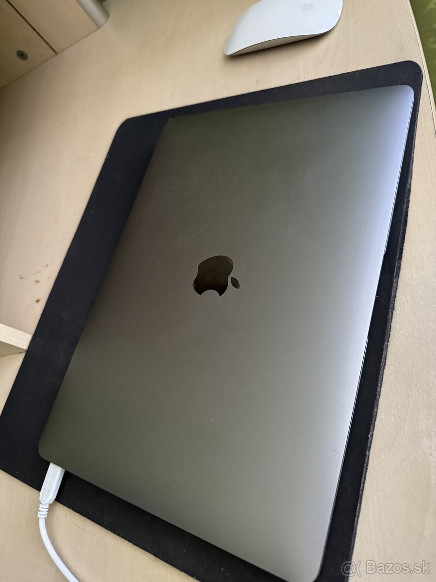 MacBook Air 2019