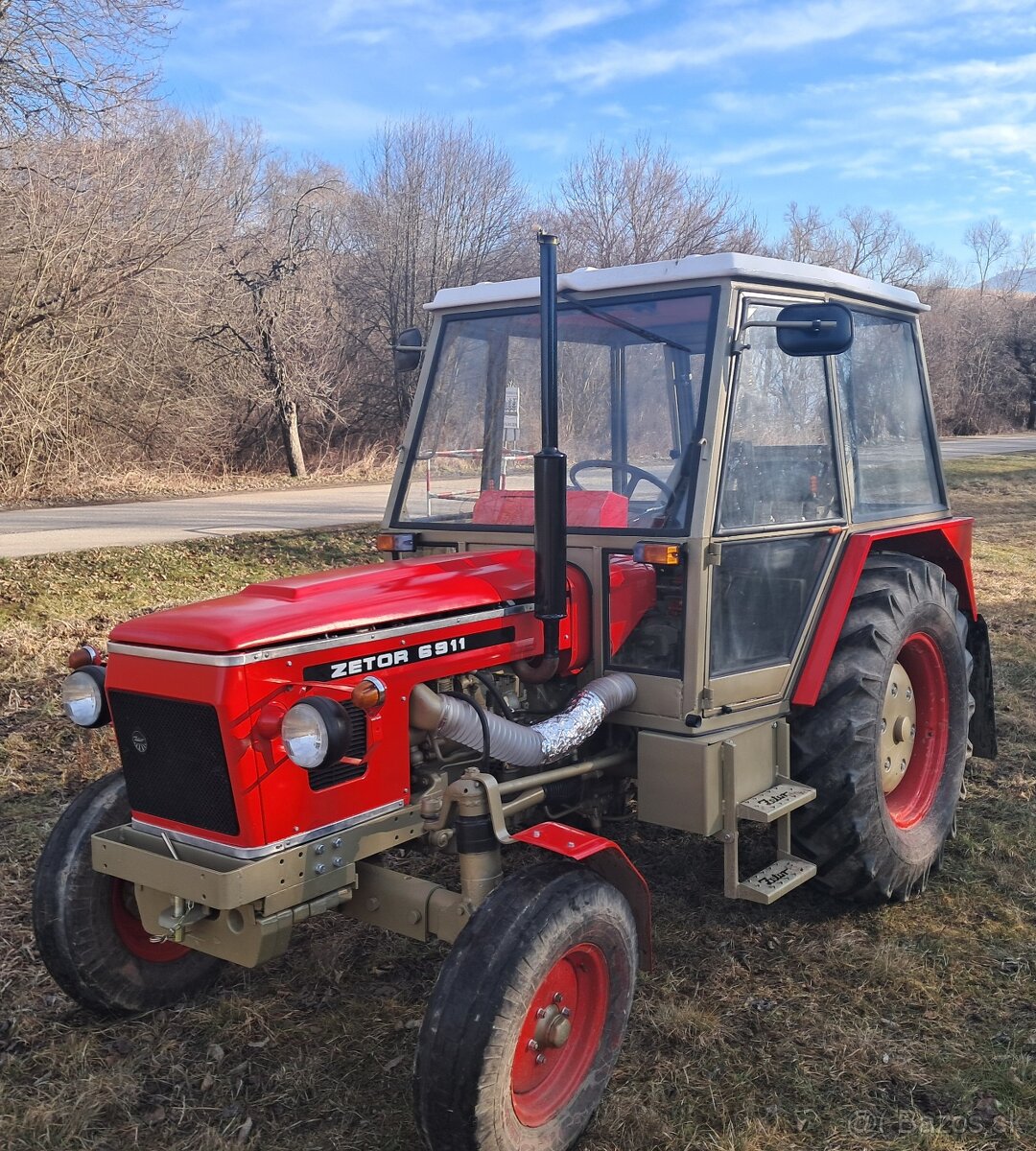 Zetor 6911