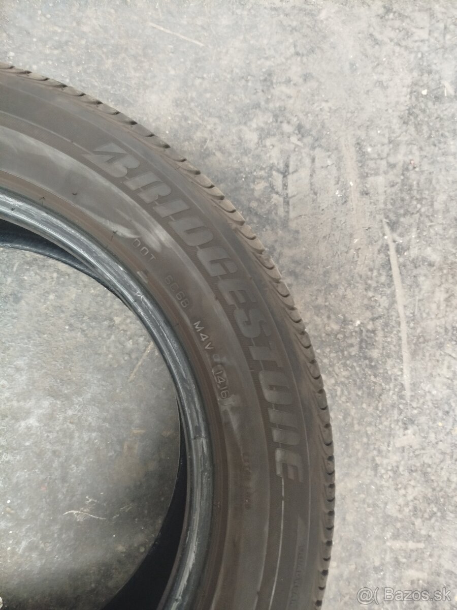 Predám pneumatiky 235/55R17 c letné