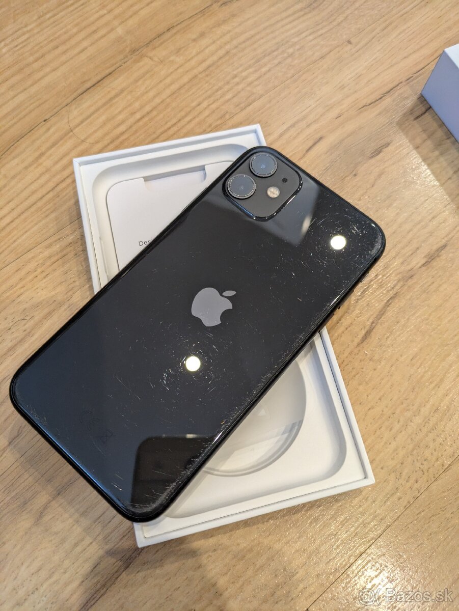 Apple iPhone 11 64gb, čierny