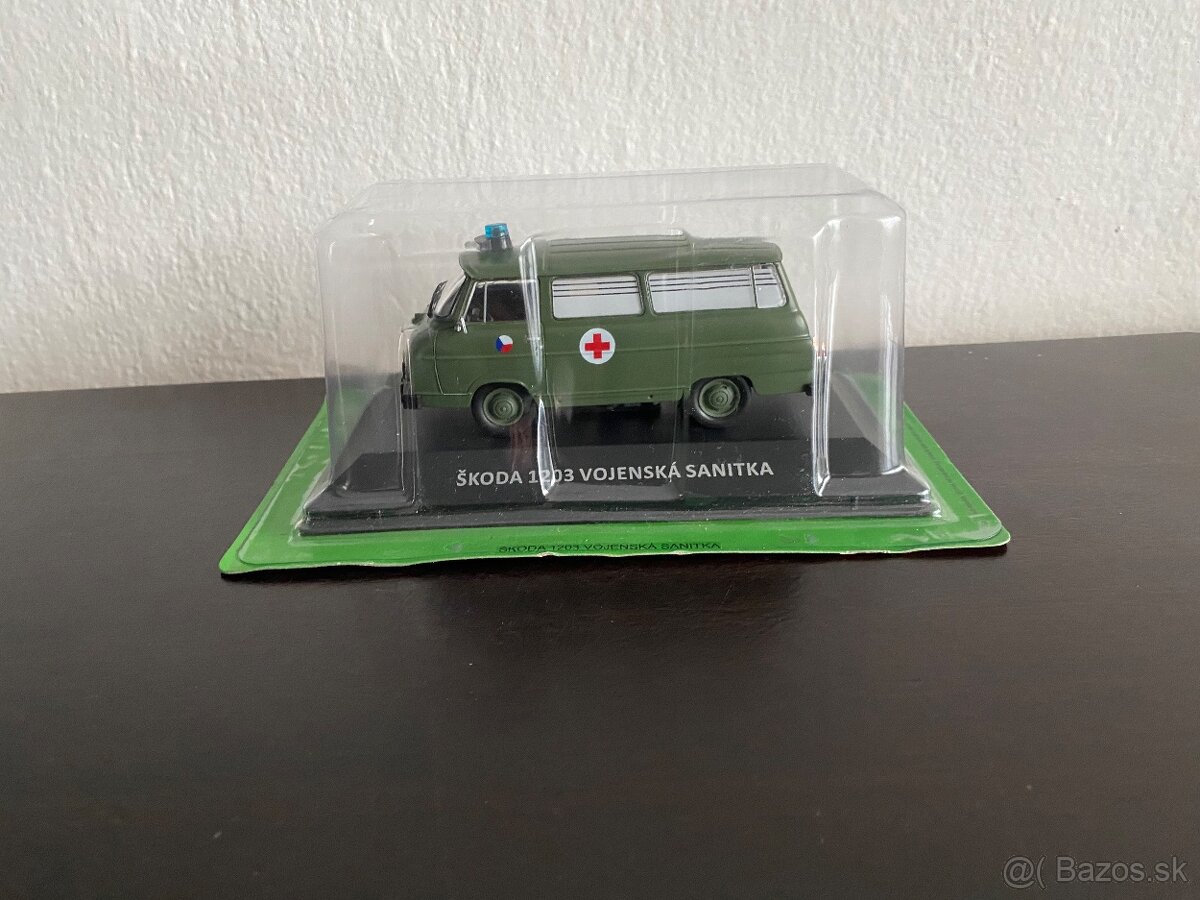 Škoda 1203 Vojenská Sanitka - 1:43 - Deagostini