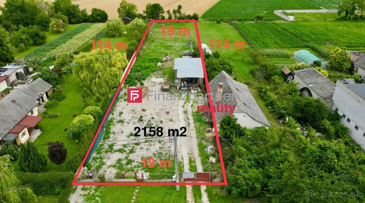 Na predaj stavebný pozemok o rozlohe 2 158 m² v obci Holice