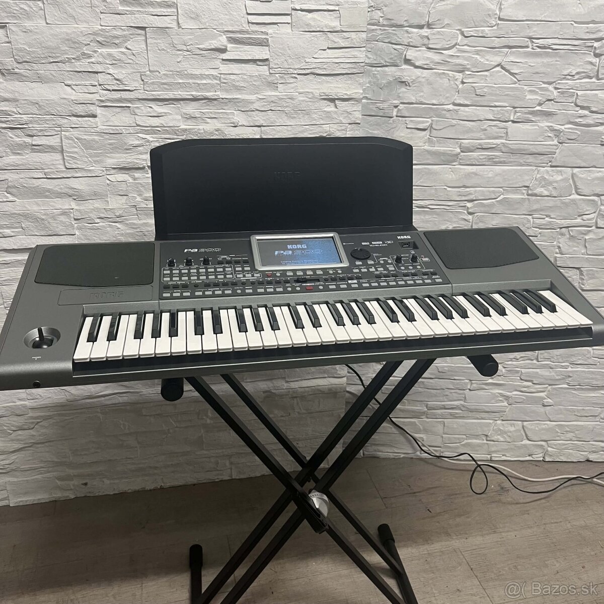 Korg pa 900