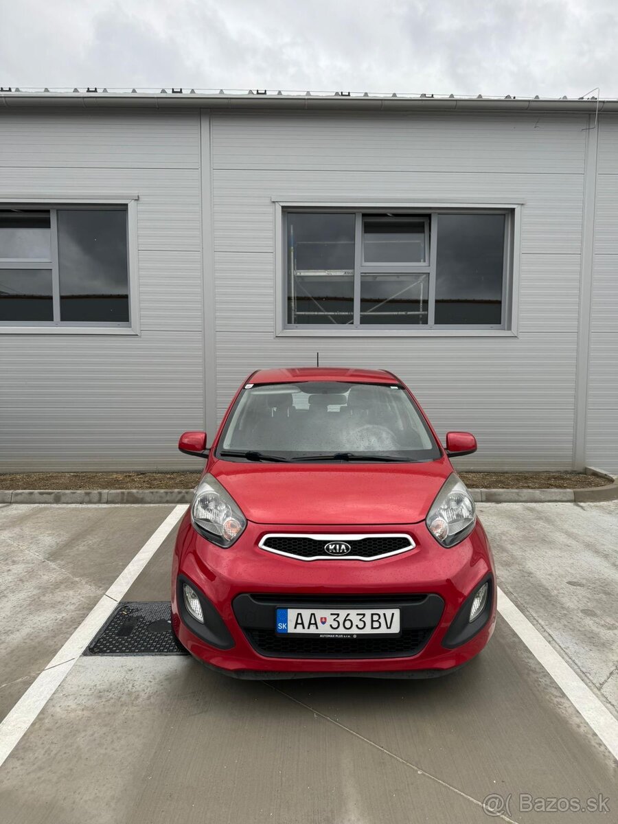 KIA picanto 1.0 benzín