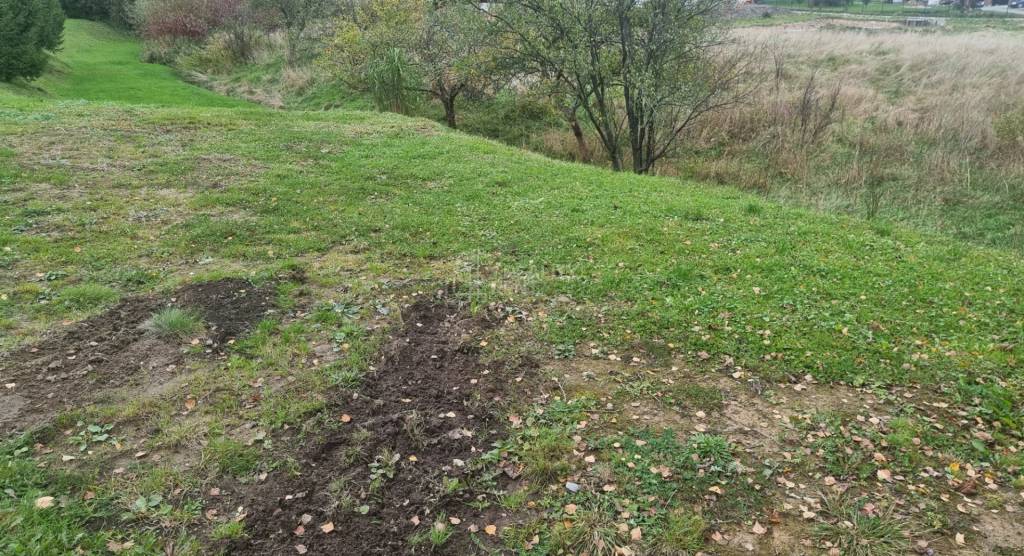 Predaj pozemku na výstavbu chatky v obci Raková