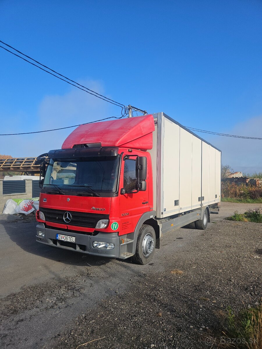 Mercedes Atego