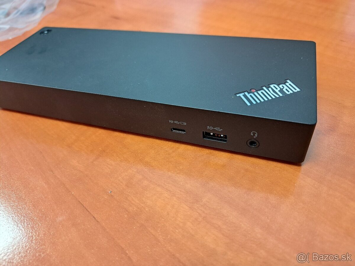 Dokovacia stanica Lenovo Thinkpad model DK2131,nepoužívaný