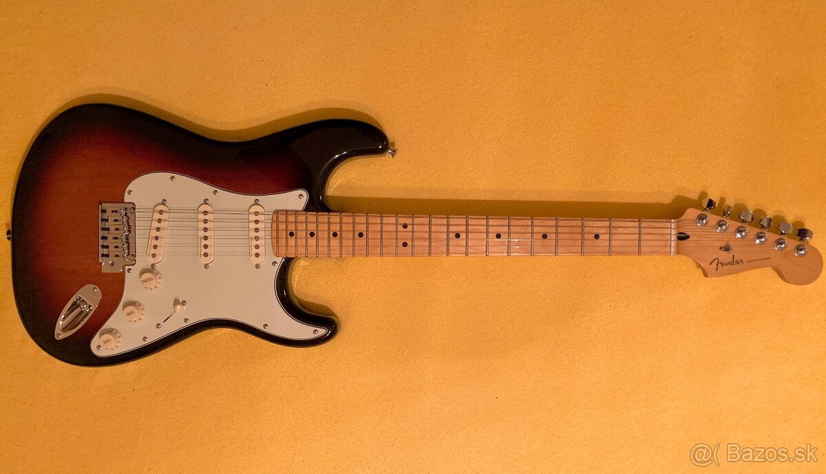 Znizena cena - Fender Stratocaster Player Plus SSS