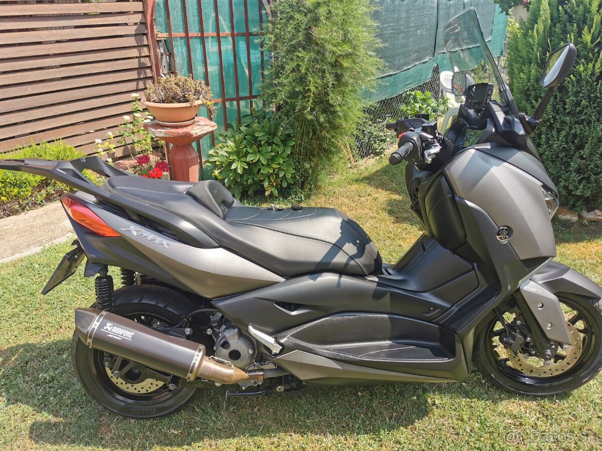 Yamaha Xmax 300