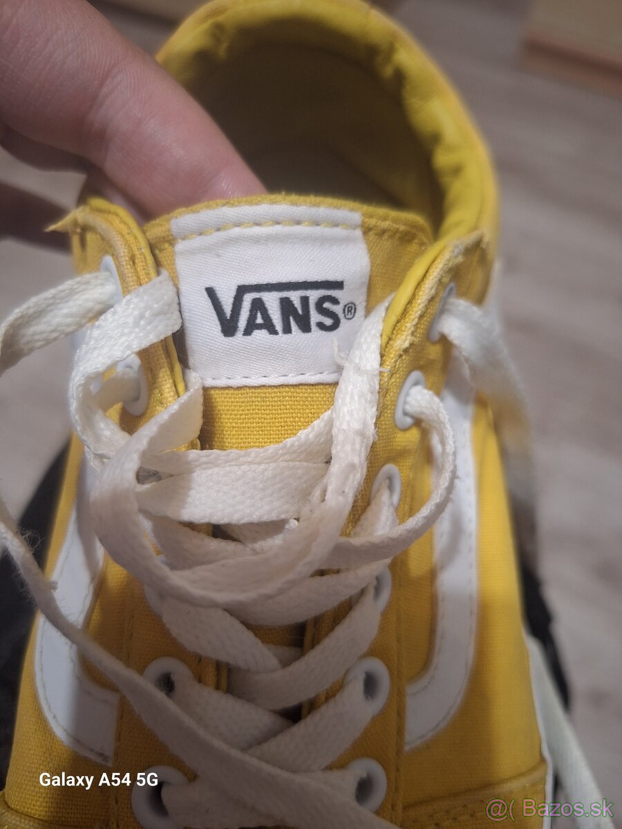 Vans tenisky