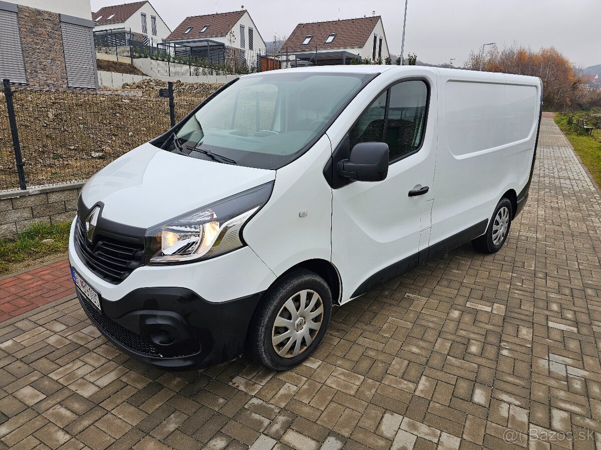 RENAULT TRAFIC III FURGON 1.6 DCI