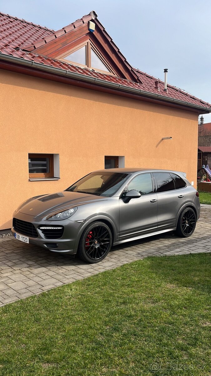 Porsche Cayenne GTS 4.8 420PS