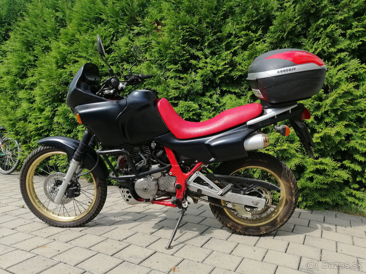 Honda NX 650 (Dominator)