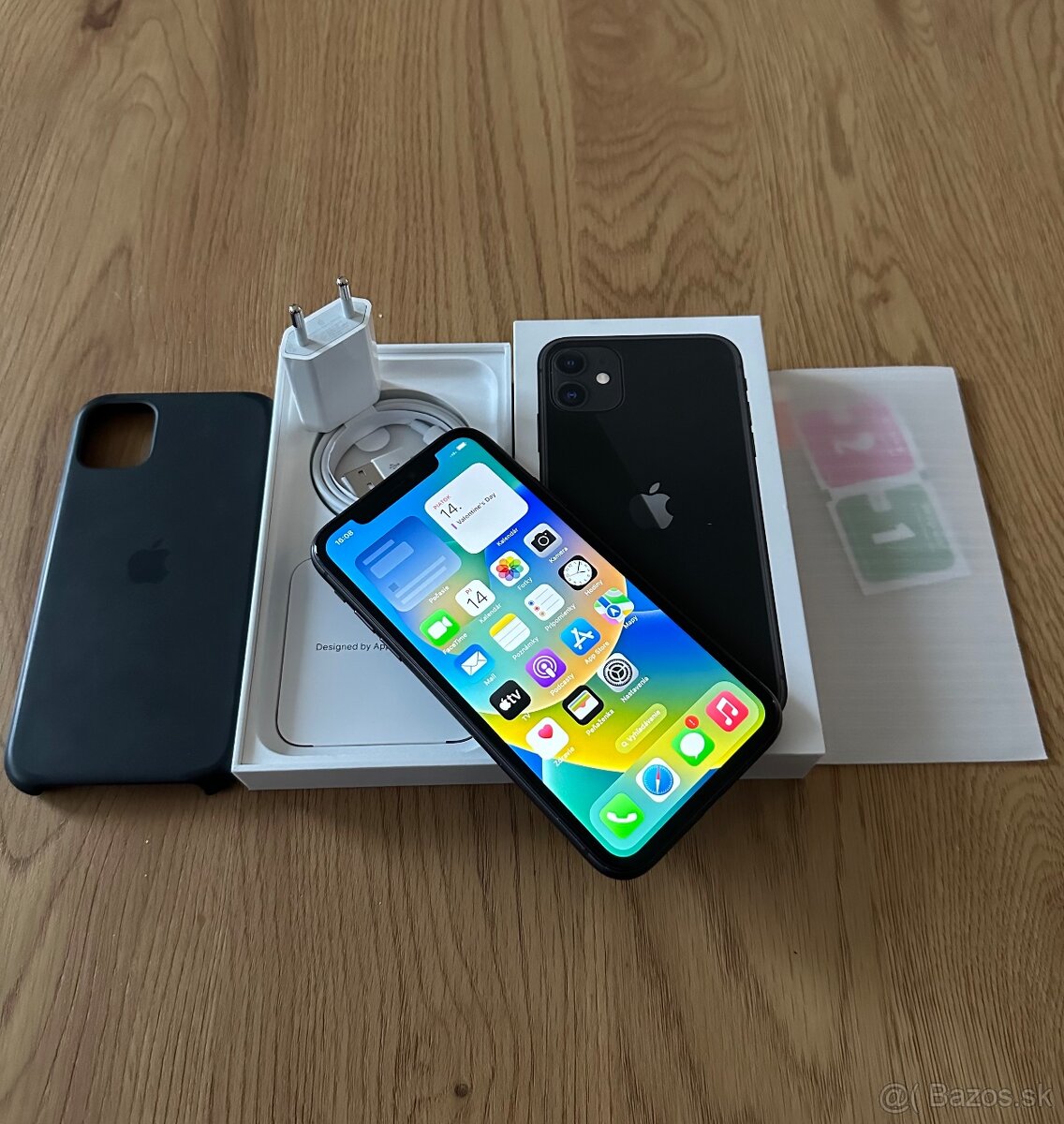 iPhone 11 64gb Black + komplet príslušenstvo