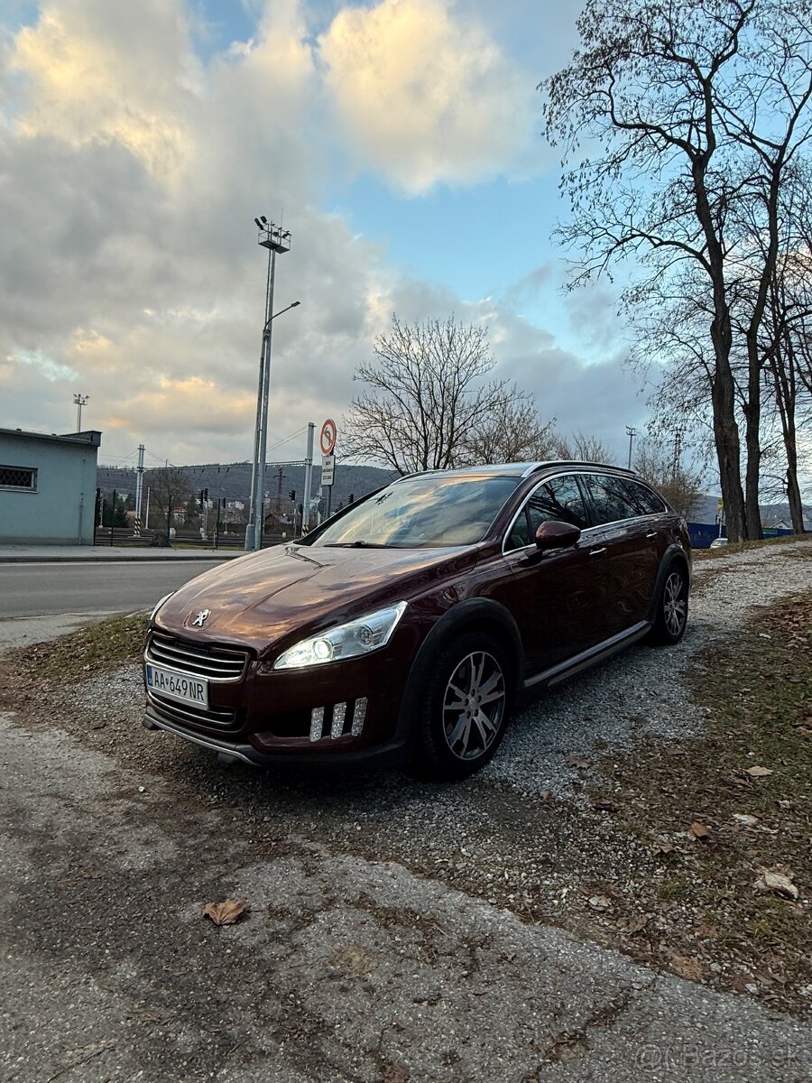 Peugeot 508 RXH 2.0 HDI Hybrid4x4 Automat,Masáž,Klimatronik