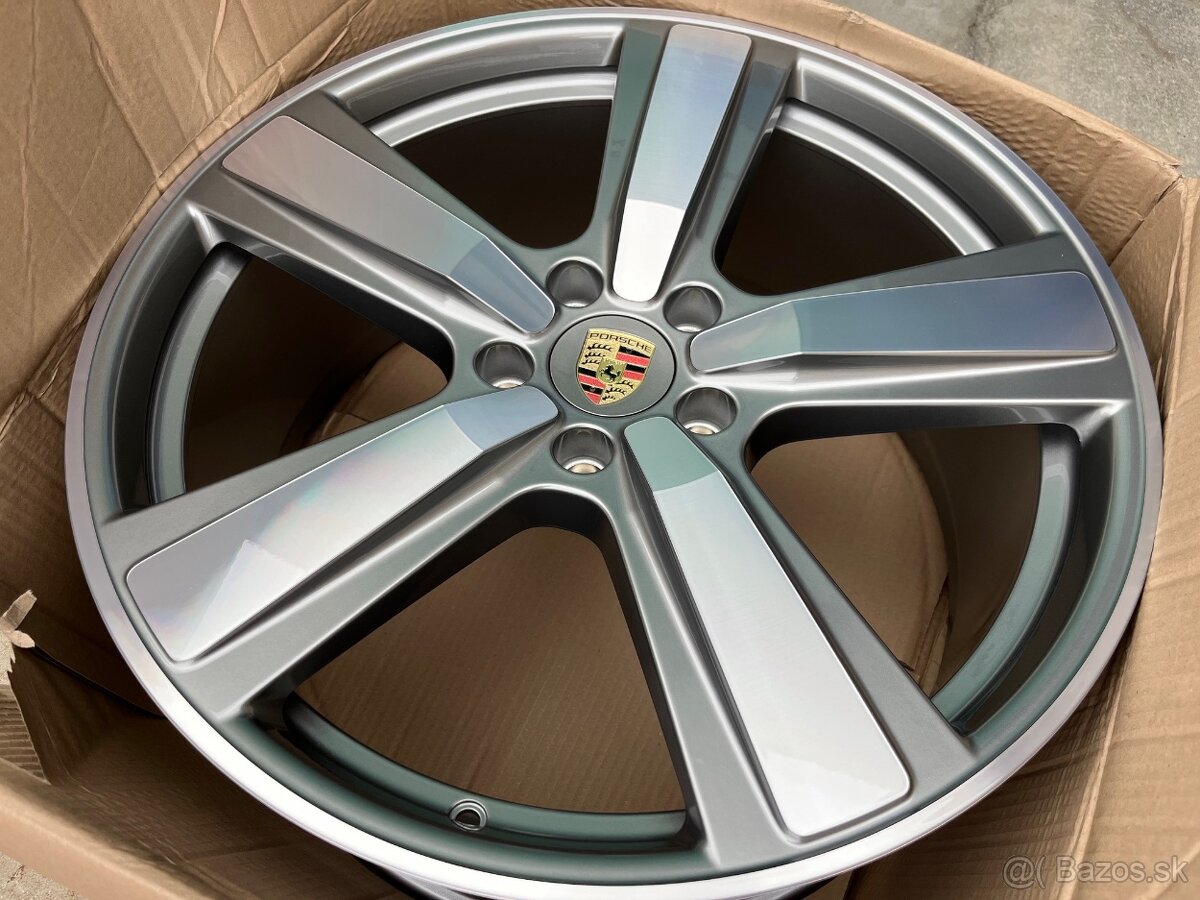 PORSCHE CAYENNE alu kola 22" nové, originál 