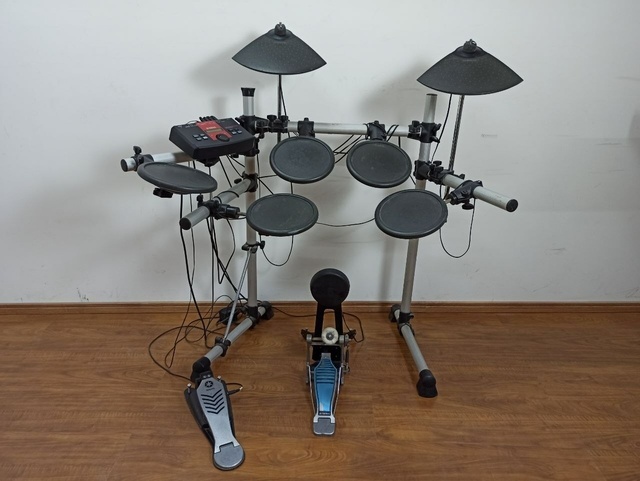 Elektronické bicie YAMAHA DTXPLORER