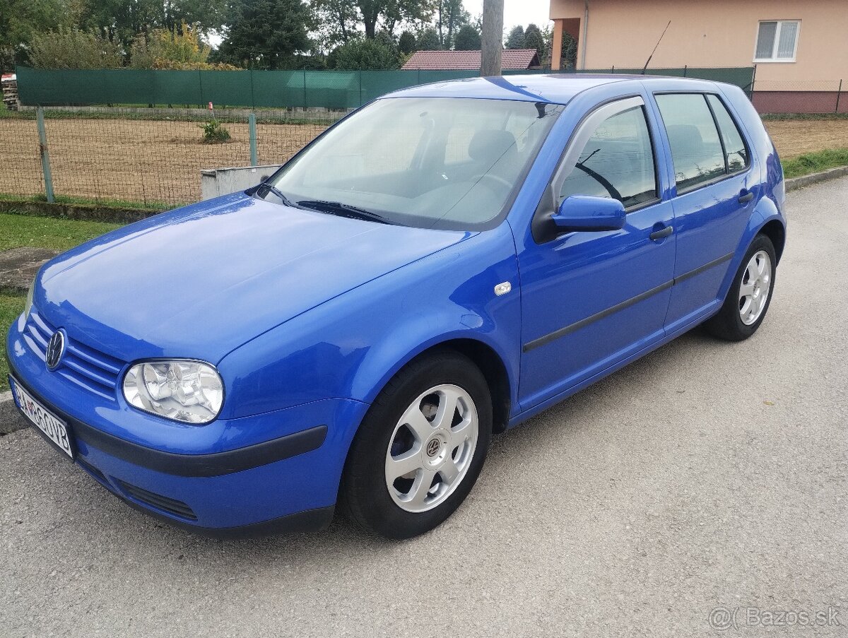 VW Golf 4