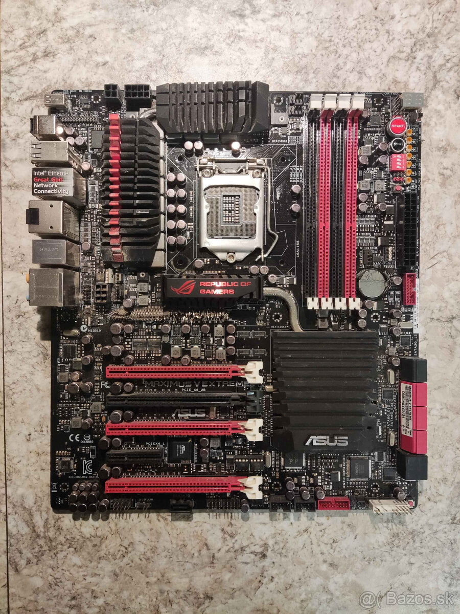 ASUS ROG MAXIMUS V EXTREME - E-ATX