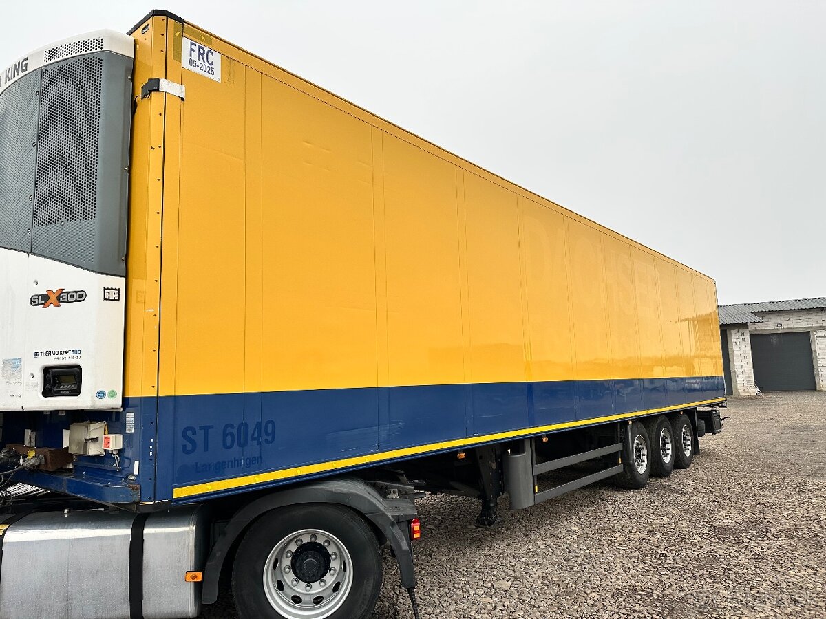 Naves Schmitz CARGOBULL, THERMO KING SLX 300