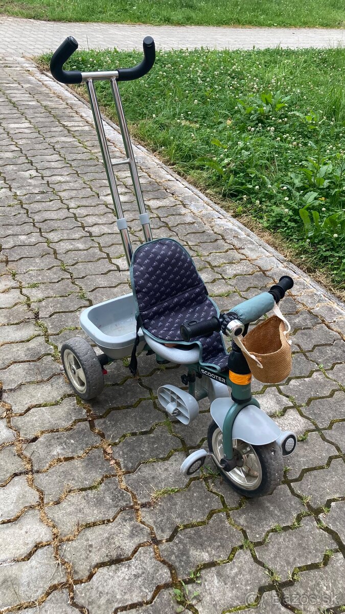 Trojkolka scooter