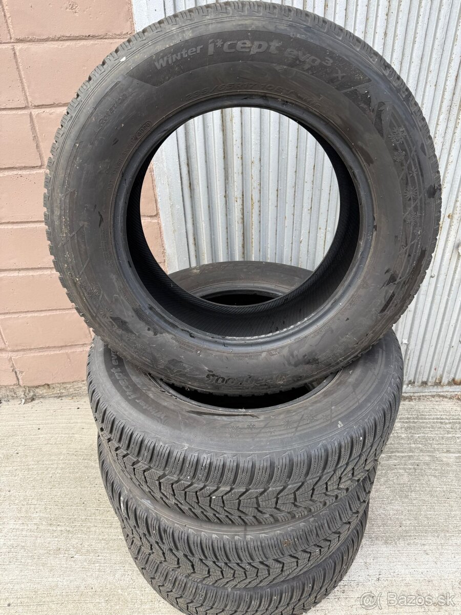 Zimne pneumatiky HANKOOK 235/65 R17