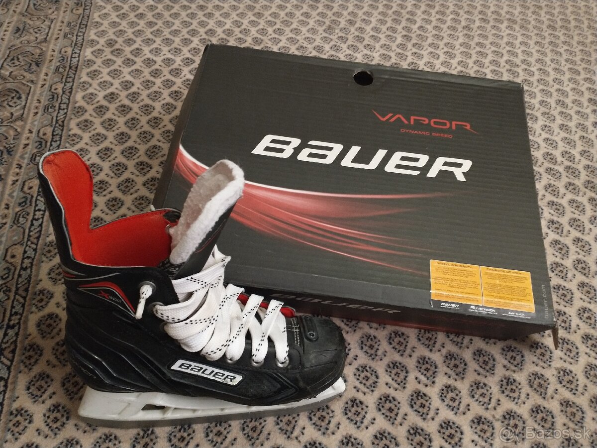 Korcule Bauer Vapor X300 JR velkost 3R, velkost EU36