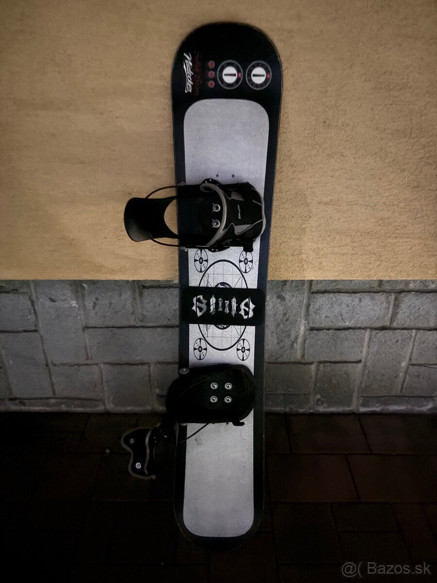 Predám snowboard Nidecker 150cm