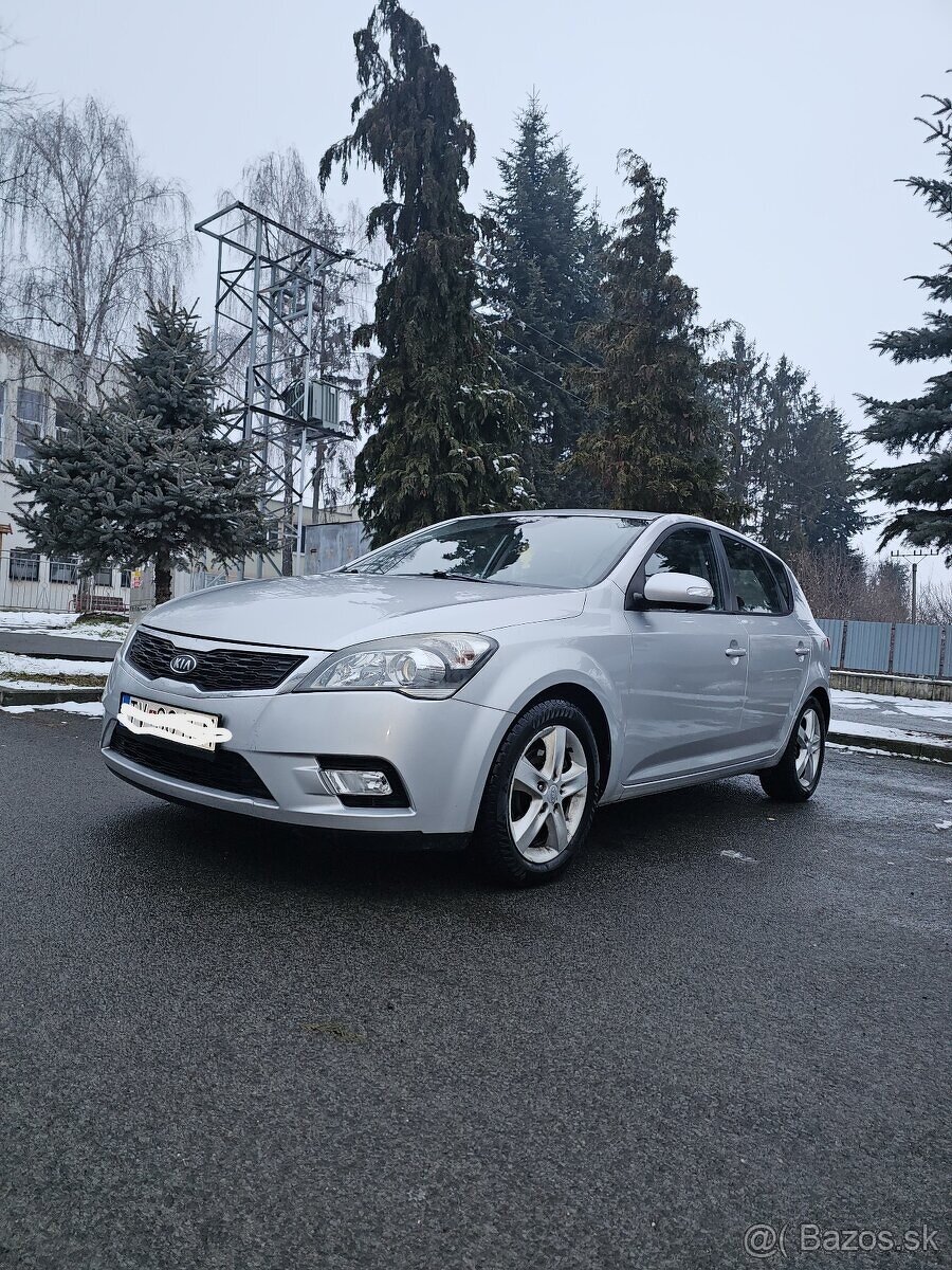 Předám Kia ceed 1.6 benzin 92kw