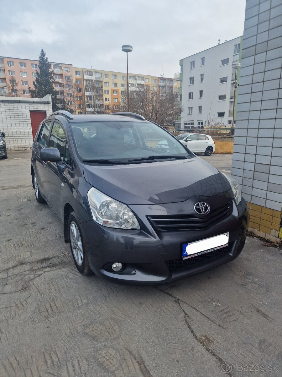 TOYOTA VERSO 2.0 D -125PS-TEMPOMAT-KAMERA-DIGIKLIMA-