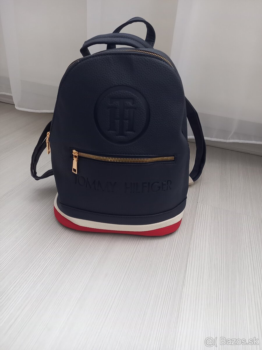 ruksak  tommy hilfiger