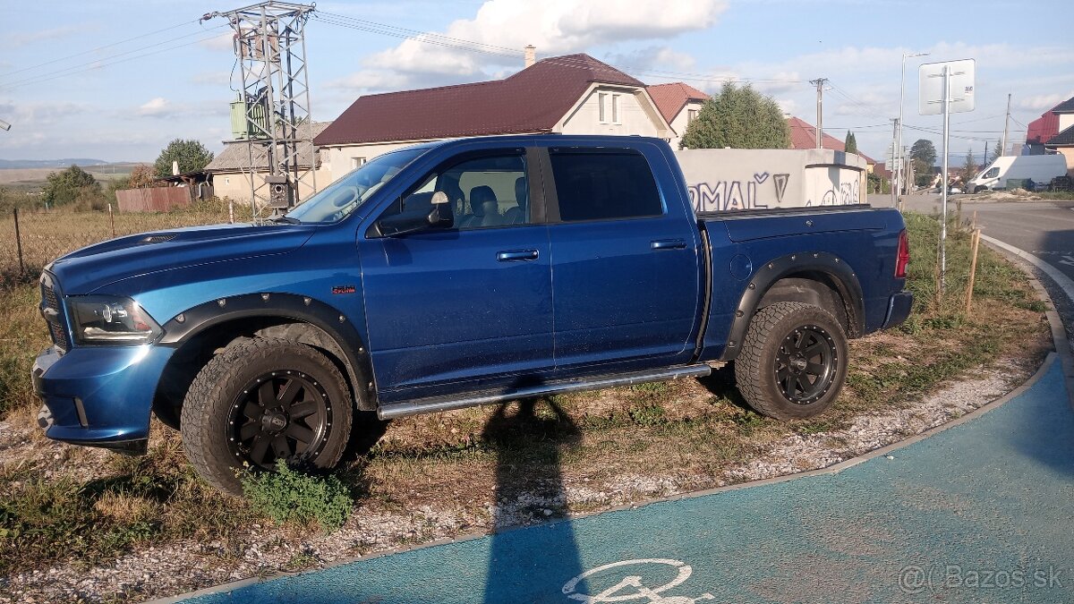 Dodge RAM 5,7 hemi len výmena