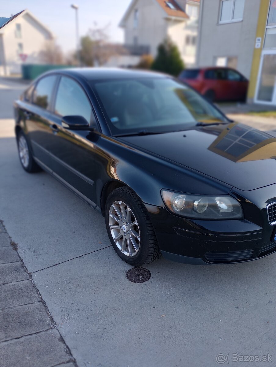 Volvo S 40