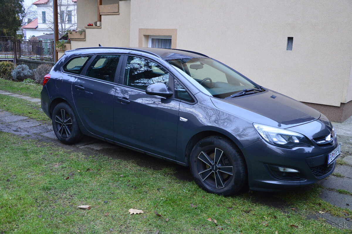 Predám Opel Astra j st/kombi 2014 1.7 CDTI