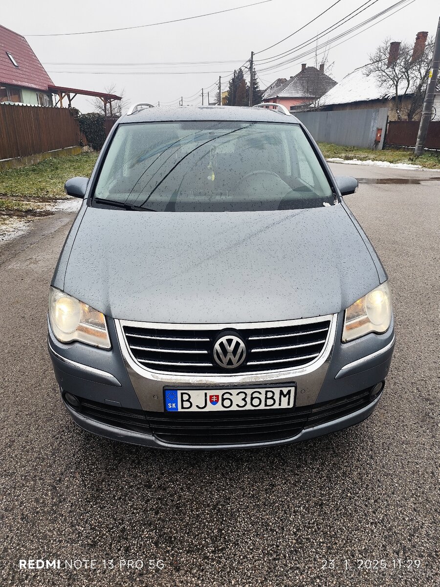 Volkswagen touran 2tdi 7miestny